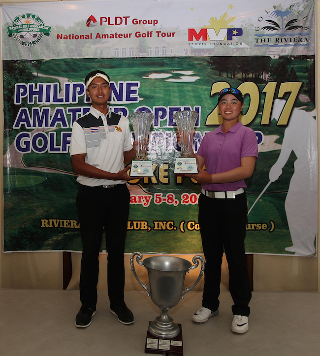Thai Sadom Kaewkanjana (left) and Fil-Japanese Yuka Saso hold their huge trophies after dominating their respective divisions in the 2017 Philippine Amateur Golf Championship.