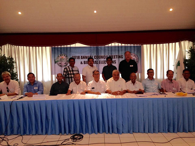 NGAP Board of Directors with the Comelec (photo from Inquirer Golf)