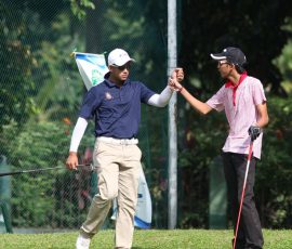 monsalve and uy in hole 4