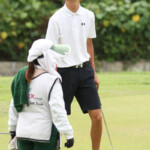 peter tyler po reacts after he misses putt