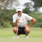 po in hole 9 study his line